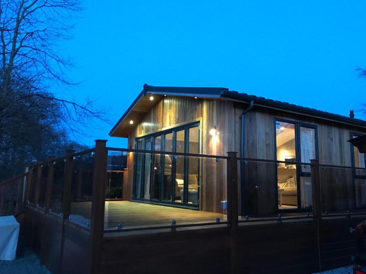 Loubi'S Lakeside Lodge Windermere Kültér fotó