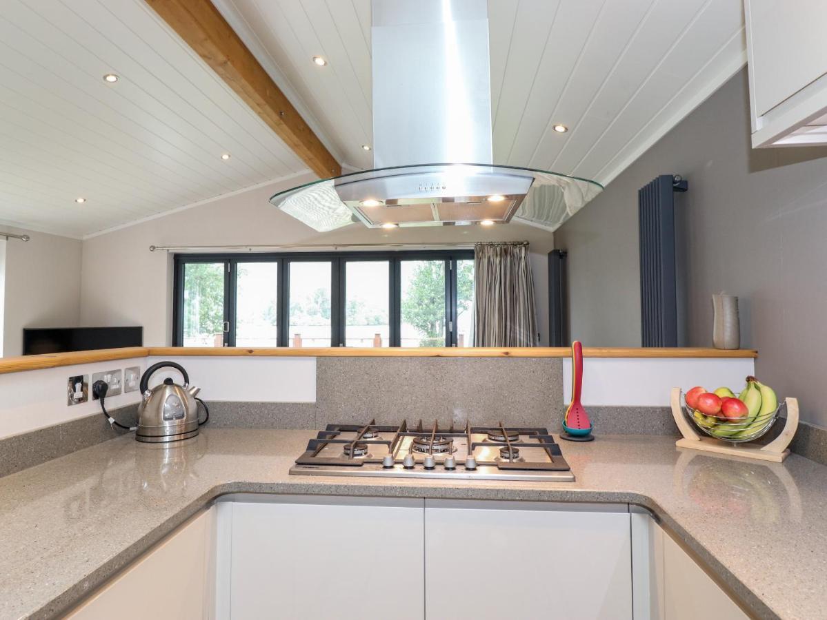 Loubi'S Lakeside Lodge Windermere Kültér fotó